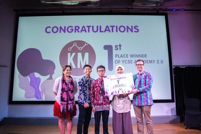 Kampung Marketer sebagai juara pertama program YCSE Academy 2.0. 