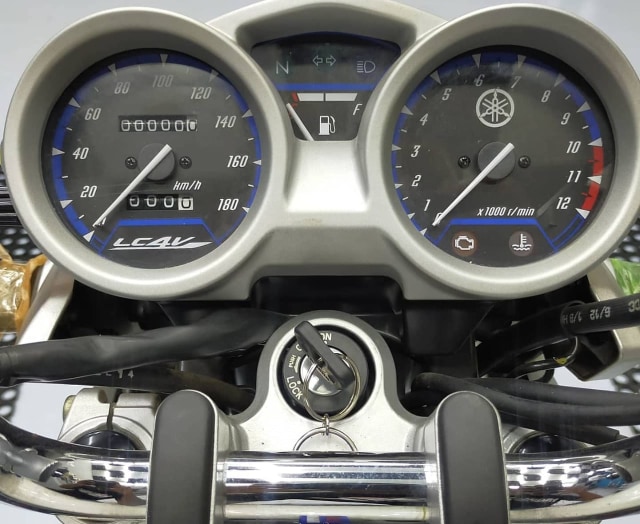 Kilometer masih nol di spidometer Yamaha V-Ixion NOS Foto: Dok. Joko (Jack Navaro)
