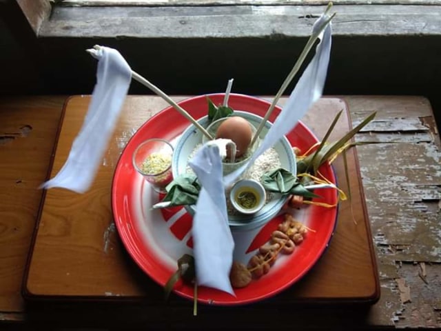Cegah Corona, Warga Dayak Kalbar di Perbatasan Malaysia Gelar Ritual Ba'samsam (984090)