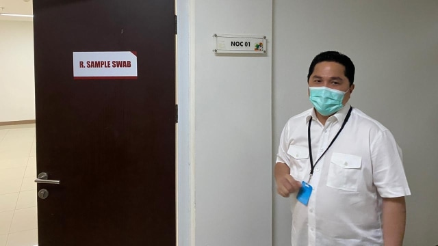 Menteri BUMN Erick Thohir meninjau RS Darurat Penanganan Covid-19 Wisma Atlet Kemayoran. Foto: Dok. Kementerian BUMN