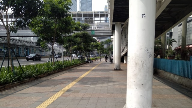 Suasana di Jalan Jenderal Sudirman, Jakarta