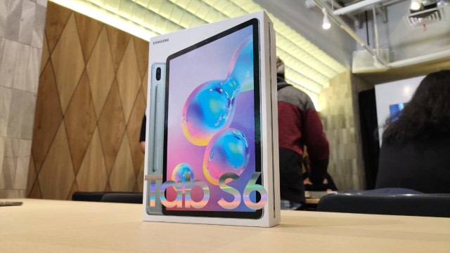 Adu Gahar iPad Pro 2020 vs Samsung Galaxy Tab S6 (103091)