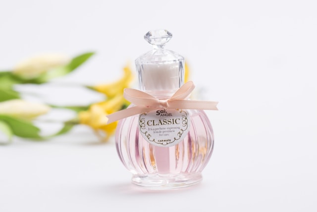 3 Aroma Parfum yang Cocok untuk Kencan Pertama (97834)