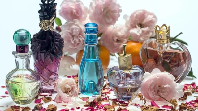 3 Aroma Parfum yang Cocok untuk Kencan Pertama (97831)
