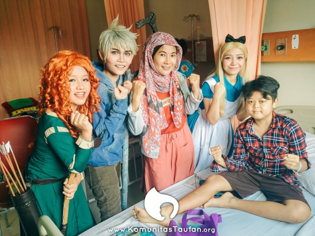Komunitas Taufan, Berbagi Kebahagiaan Bersama Anak-anak Penyintas Kanker (481943)