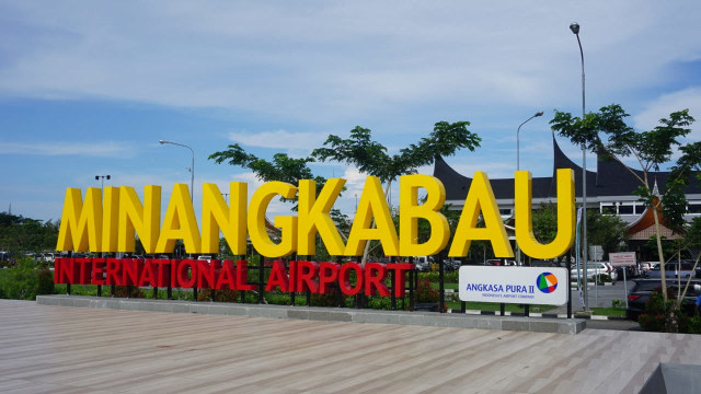 Suasana Bandara Internasional Minangkabau. (Foto: Yudhistira Amran Saleh/kumparan)