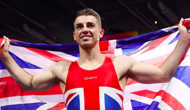 sumber: Instagram @maxwhitlock