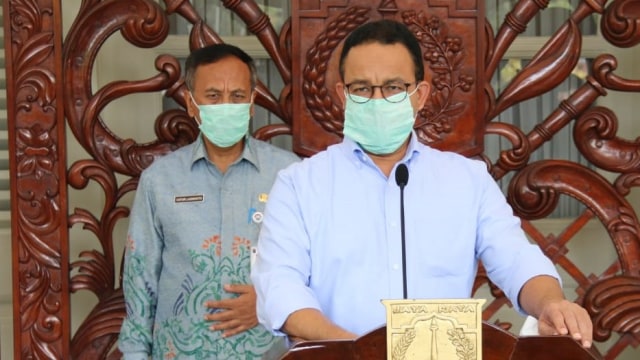 Gubernur DKI Jakarta Anies Baswedan memberikan keterangan terkait   rapid rest tenaga medis. Foto: Dok. Pemprov DKI