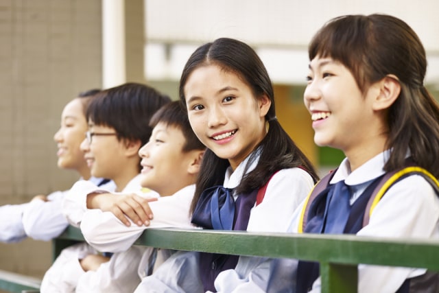 com-Menanamkan karakter positif pada anak Foto: Shutterstock