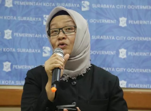 Kadinkes Surabaya, drg. Febria Rachmanita