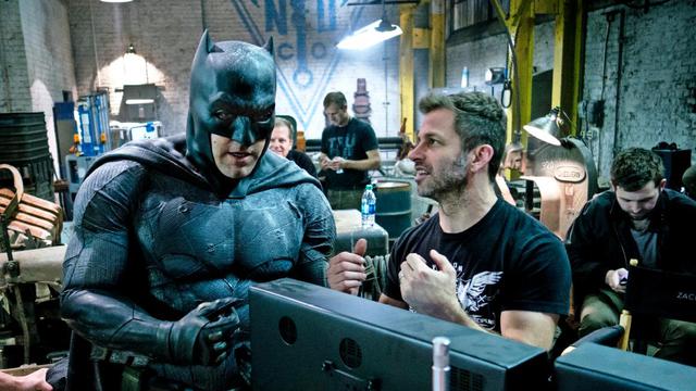Zack Snyder mengarahkan Ben Affleck sebagai Batman (Foto: IMDb)