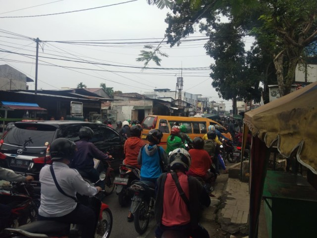 Kemacetan di Jalan Sakti Lubis Medan. Foto: SumutNews
