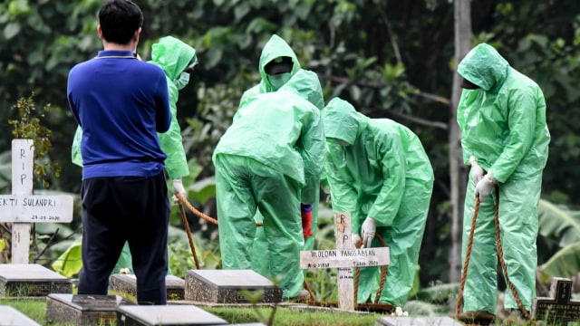 Pemakaman Jenazah Pasien Positif Corona di Bogor Ditolak Warga Satu Kampung (78868)