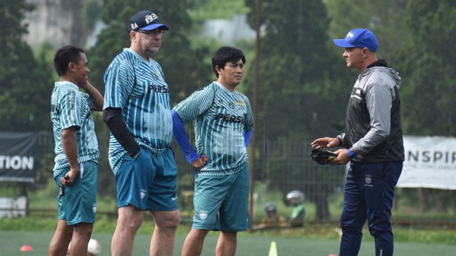 Tim pelatih Persib