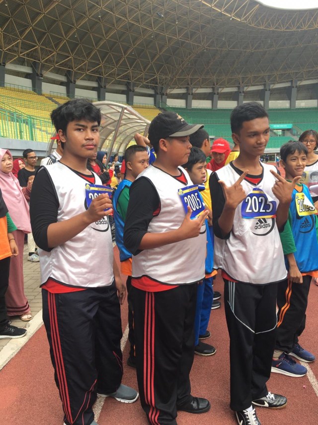 Bergabung dengan Komunitas Autisme, Apa Manfaatnya untuk Orang Tua? (86461)