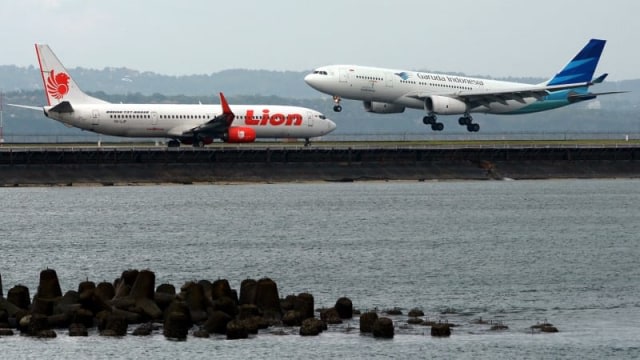 Ilustrasi - pesawat saat landing di Bandara Ngurah Rai - IST