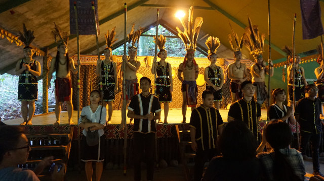 Serunya Berwisata Sambil Belajar Kebudayaan di Mari Mari Culture Village, Sabah (77060)