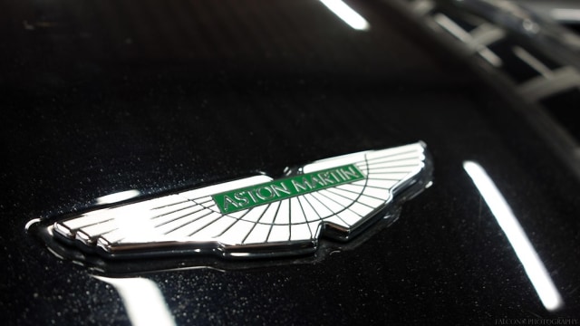 Aston martin logo. Foto: Wikimedia