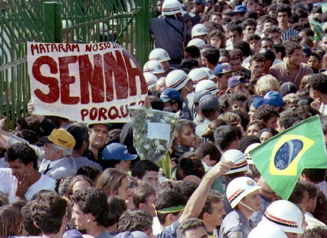Senna: Menyaksikan Kehidupan dan Kematian sang Juara Formula 1 dari Dekat Sekali (137220)