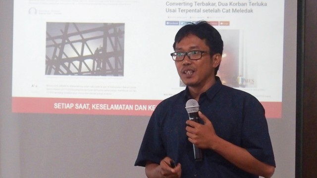 Vice President FSPMI dan Ketua Departemen Komunikasi dan Media KSPI, Kahar S. Cahyono \ Foto: Media Perdjoeangan.