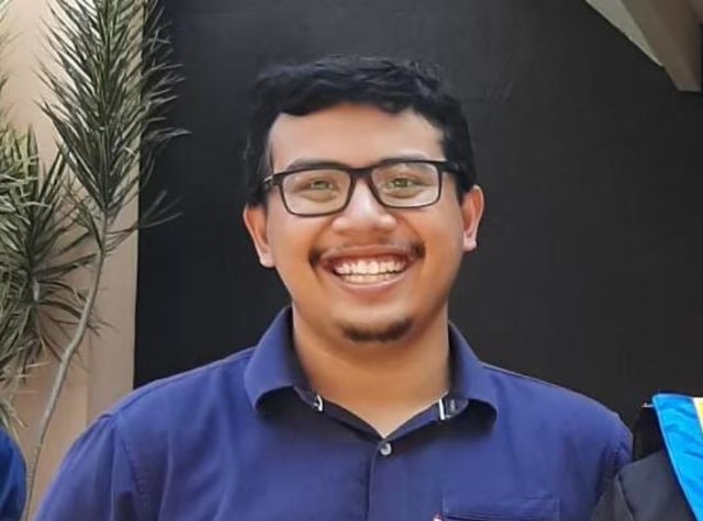 Rhesa Haryo Wicaksono, pasien yang sembuh dari Corona. Foto dokumen.