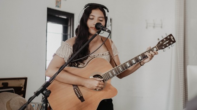 gabriela fernandez insomnia song.jpeg