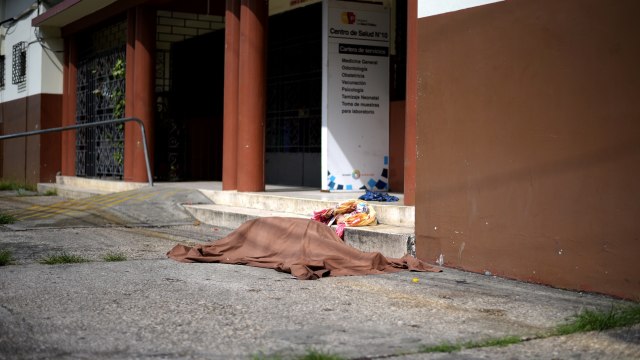 Horor di Ekuador, Mayat-mayat Korban Corona Ditinggalkan di Jalanan (250158)
