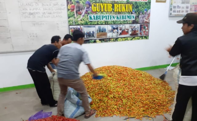 Persiapan pasar lelang Guyub Rukun di Kabupaten Kebumen. Foto: Istimewa.
