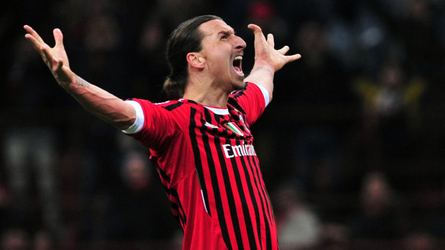 Zlatan Ibrahimovic saat membela AC Milan pada musim 2011/12. Foto: AFP/Giuseppe Cacace