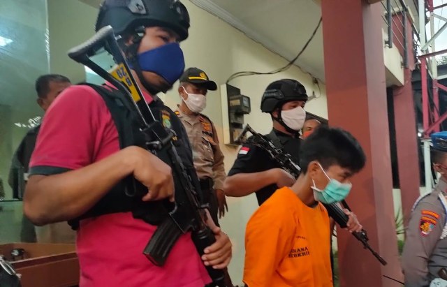 Pelaku pembunuhan di Bekasi.  Foto: Dok. Polsek Bantar Gebang