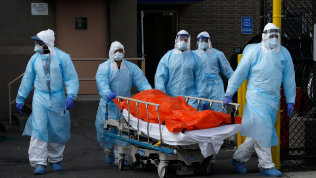 Puluhan Jenazah Pasien Corona Menumpuk di RS Wyckoff, AS Foto: REUTERS/Andrew Kelly