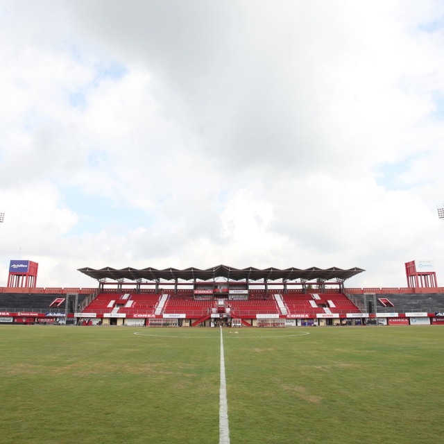 Stadion Kapten I Wayan Dipta, SQUARE