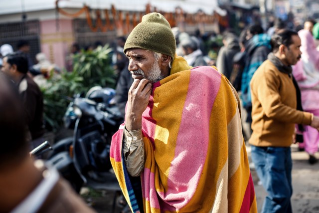 Potret pria tua yang hidup dalam kemiskinan di Delhi, India Foto: Shutter Stock