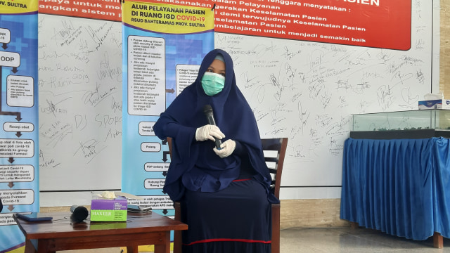 Fitri Amaliah (25 tahun), pasien positif corona yang dinyatakan sembuh. Foto: Wiwid Abid Abadi/kendarinesia