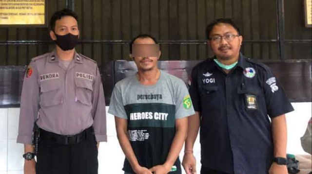 Pengedar sabu yang ditangkap Satresnarkoba Polrestabes Surabaya