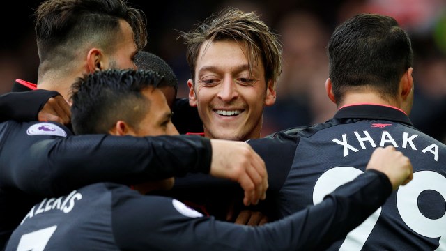 Mesut Oezil dan Alexis Sanchez Diyakini Saling Membutuhkan (232393)