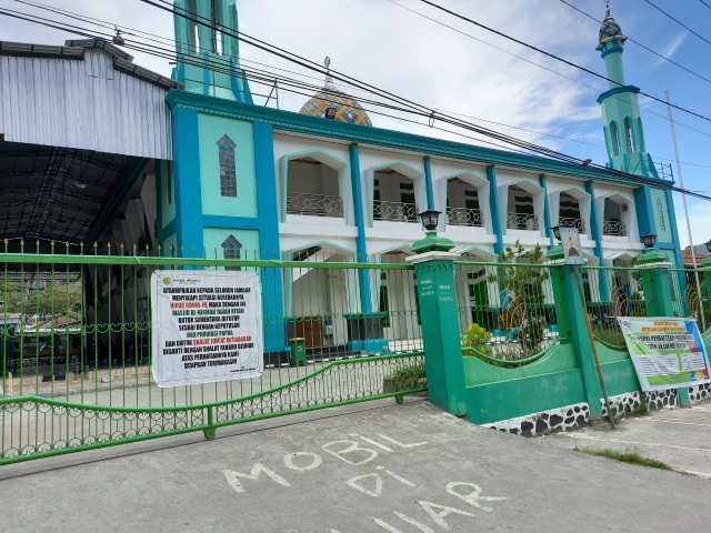 Salah satu masjid di Tanah Hitam, Distrik Abepura, Kota Jayapura. (BumiPapua.com/Liza Indriyani)