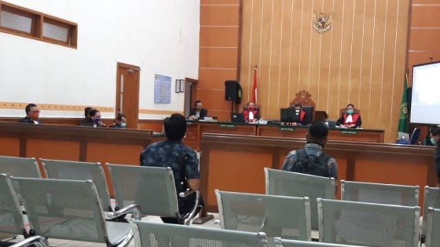 Sidang dakwaan kasus penusukan eks Menkopolhukam Wiranto di Pengadilan Negeri Jakarta Barat. Foto: Dok. Istimewa