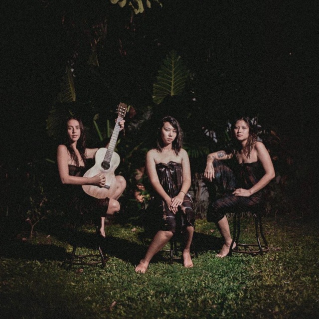 Sandrayati Fey, Rara Sekar, Danilla Riyadi. Foto: Instagram /@daramudaprojet