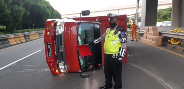 Berita Menarik: Hamyak, Skutik Rasa Tank; Penyebab Umum Kecelakaan Truk dan Bus (65012)