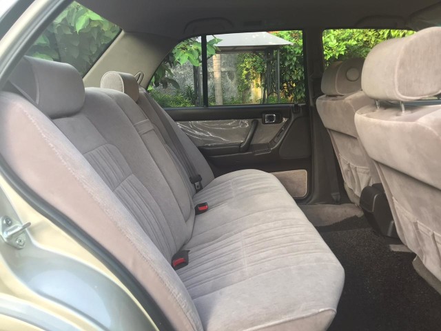 Odometer Masih 5.000 Km, Toyota Crown Klasik Dijual Seharga Veloz Baru, Minat? (732336)