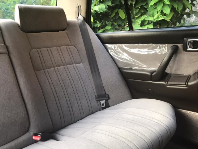 Odometer Masih 5.000 Km, Toyota Crown Klasik Dijual Seharga Veloz Baru, Minat? (732333)