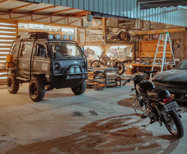 Saat Suzuki Carry Lawas Menjelma Jadi 'SUV Taktis' (244864)