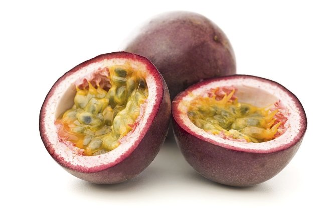 Buah markisa ungu. Foto: iStock