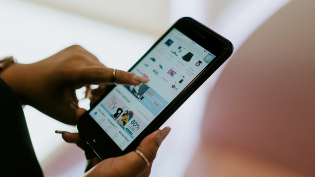 Bangga Buatan Indonesia, Begini Cara E-commerce Berdayakan UMKM Lokal (9948)