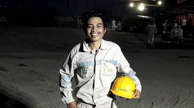 Husen Mahmud, karyawan PT Indonesia Weda Bay Industrial Park. Foto: Facebook 