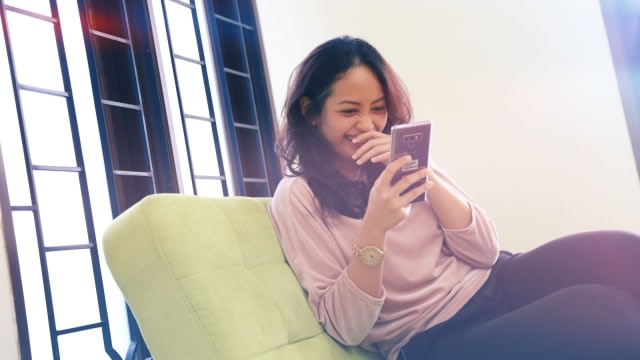 20 Kata Romantis Pengobat Rindu dari Lirik Lagu untuk Pasangan LDR (784679)