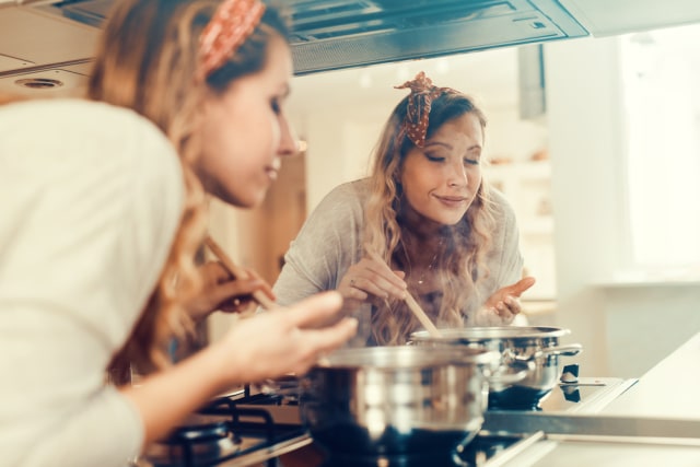 Nadin Amizah Jalani Pola Makan Intuitive Eating, Ini 3 Manfaatnya bagi Kesehatan (899087)
