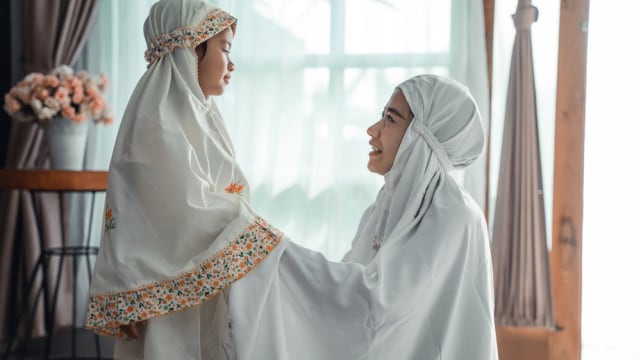 Nilai-nilai Pendidikan dalam Ibadah Salat (2) (101)