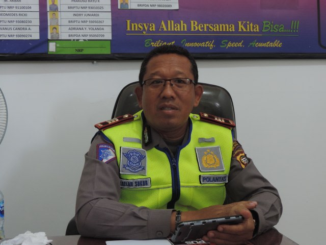AKP Laelan Sukur, Kasat Lantas Polres Sekadau. Foto: Dina Mariana/Hi!Pontianak